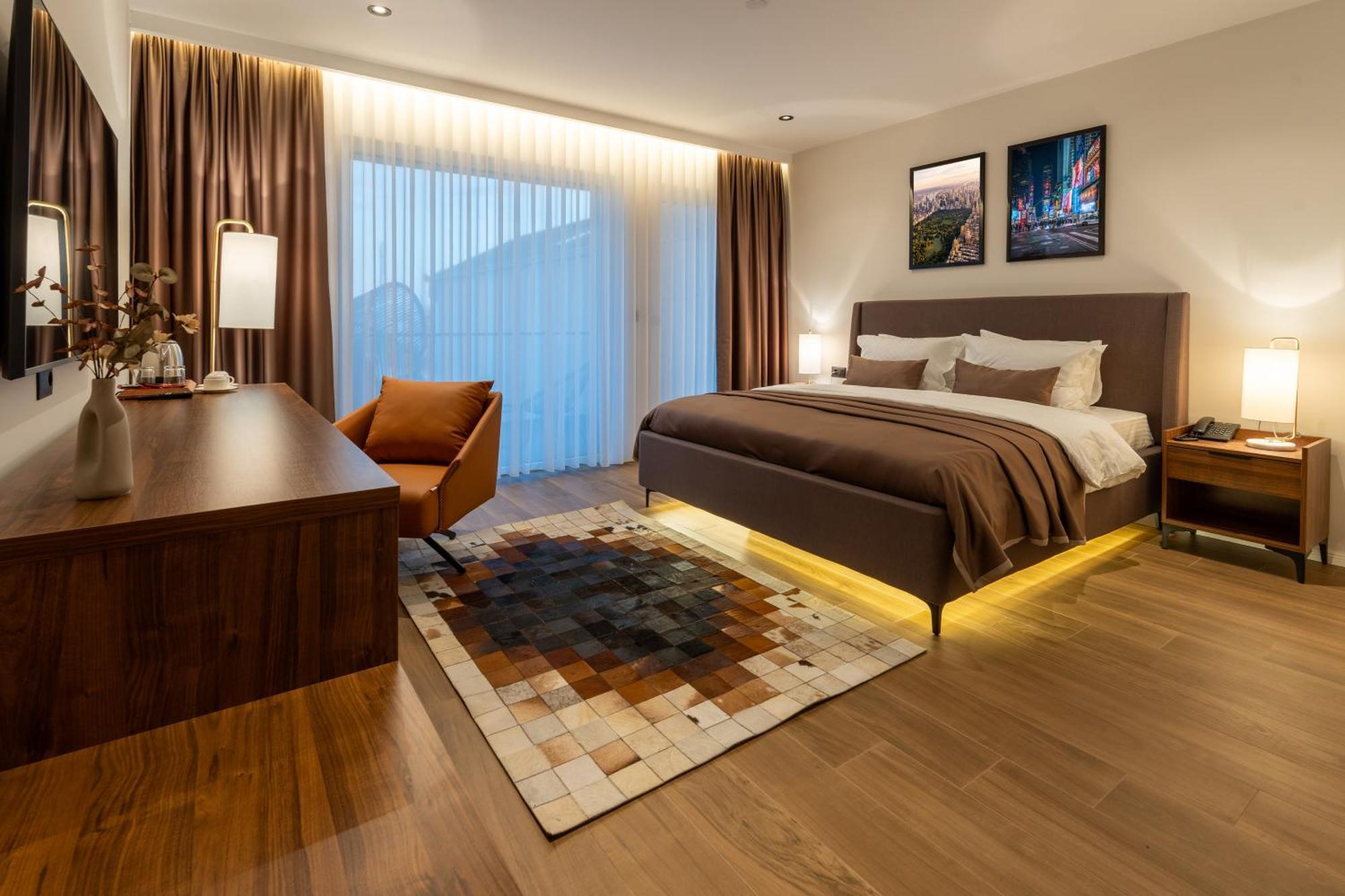 Ruby Hotel Prishtina Pristina Exteriör bild