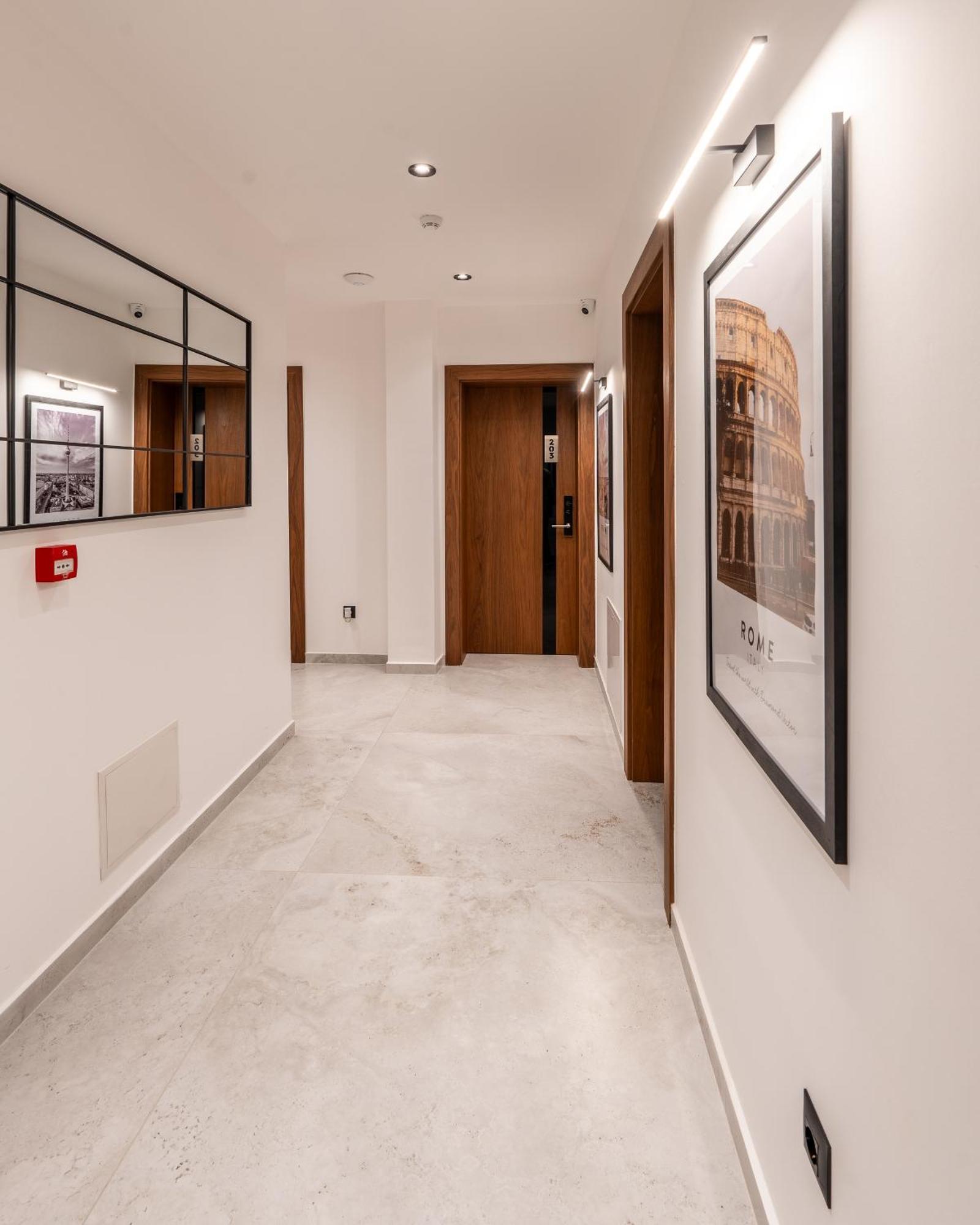 Ruby Hotel Prishtina Pristina Exteriör bild