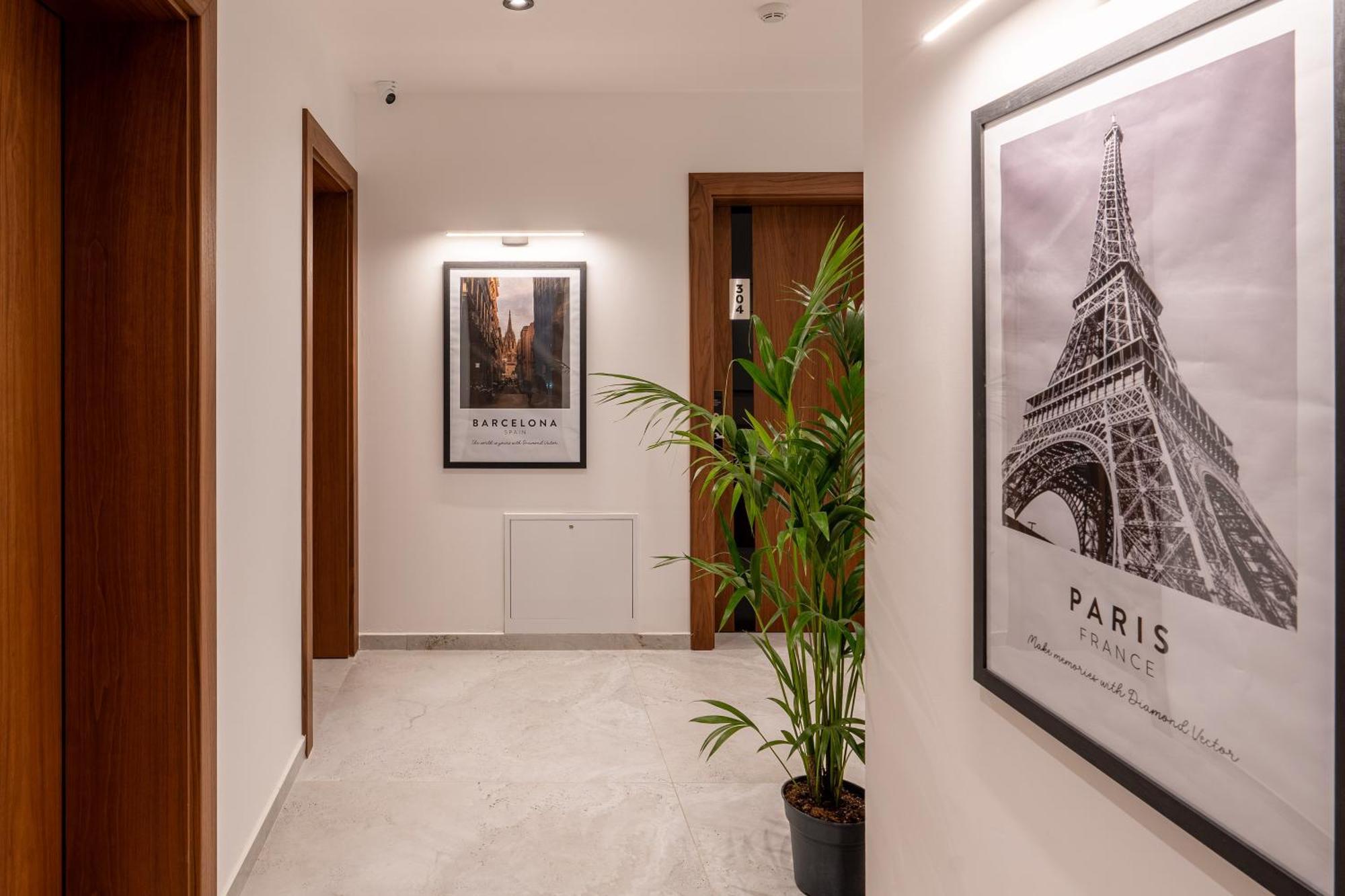 Ruby Hotel Prishtina Pristina Exteriör bild